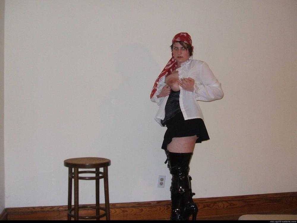 25P Sexy girlfriend photo shoot