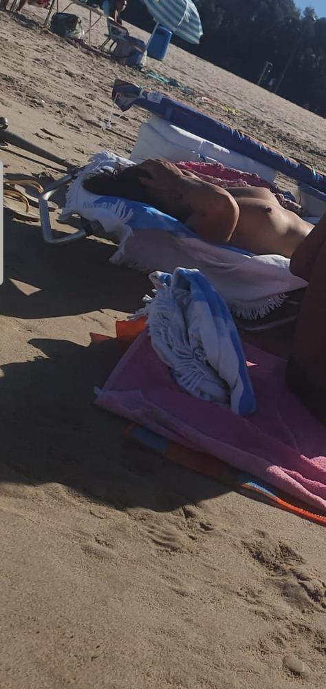 23P Girls from beach