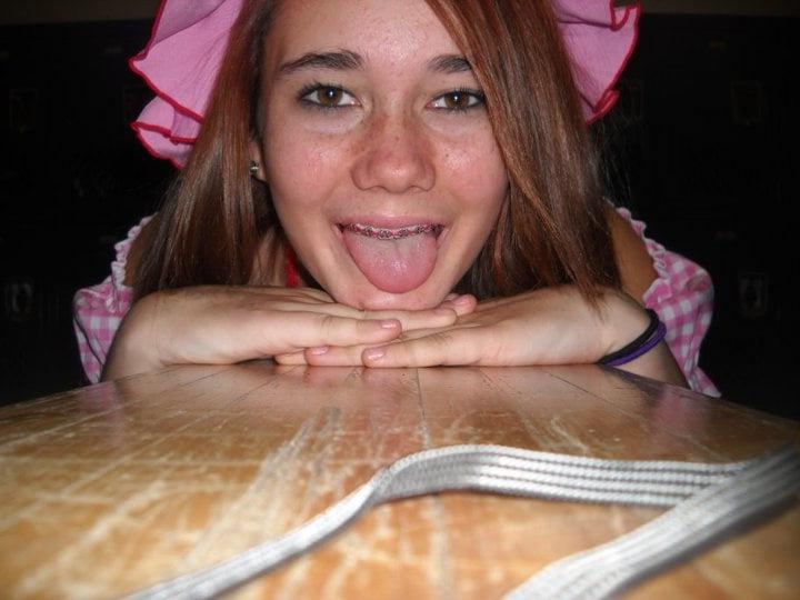 25P teen sluts non-nude