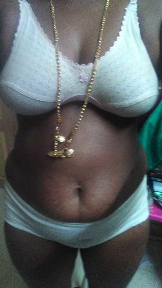 20P Real Tamil Girls Nude