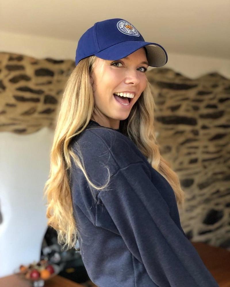 25P Blonde Tennis Babe Katie Boulter