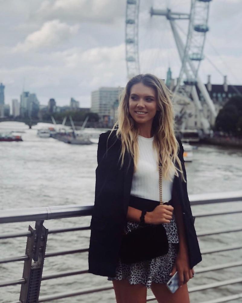 25P Blonde Tennis Babe Katie Boulter