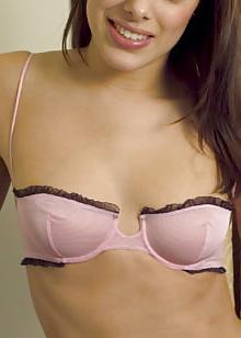 10P Bra girl