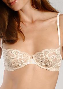 10P Bra girl