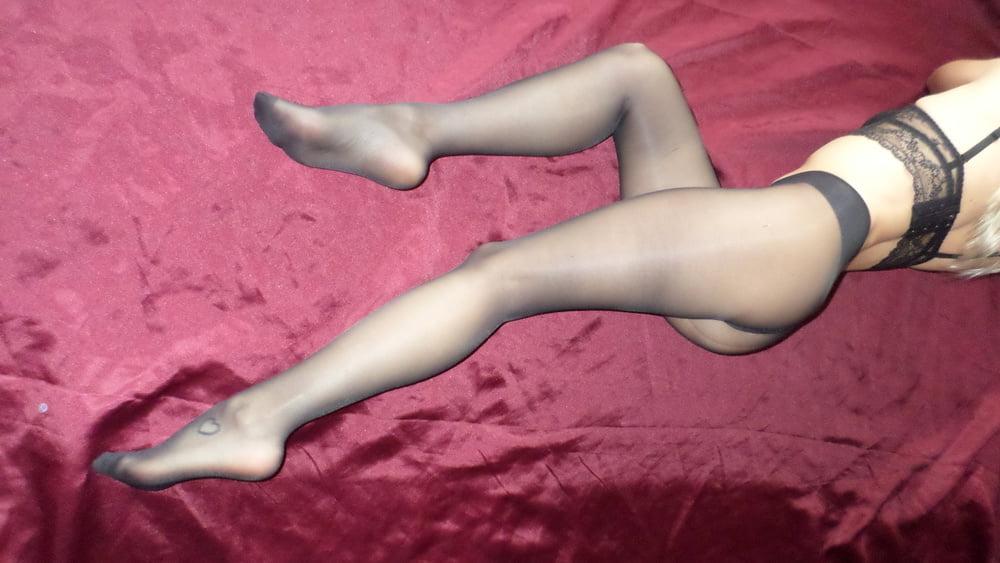 11P Nylon Tights &amp; Bra