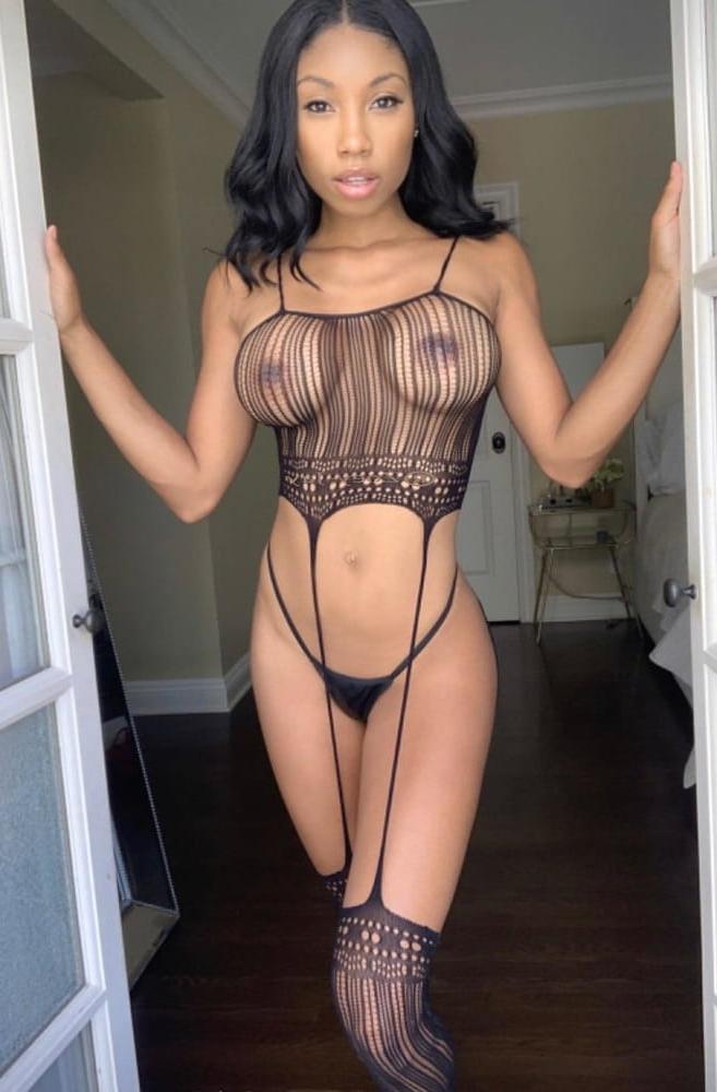 20P see through no bra - transparence 66