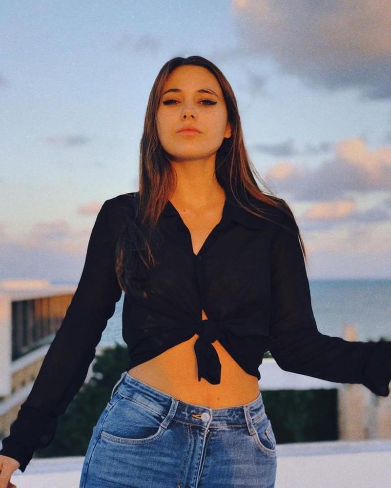 25P Ely - Pendeja perfecta, hermosa teen