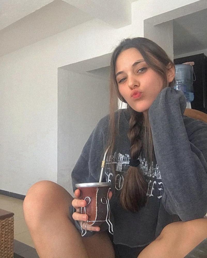 25P Ely - Pendeja perfecta, hermosa teen
