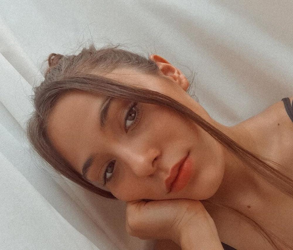 25P Ely - Pendeja perfecta, hermosa teen