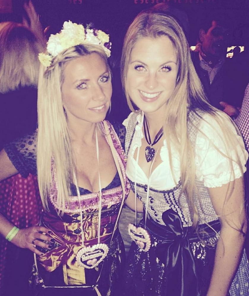 25P Sexy Dirndl Girls 395