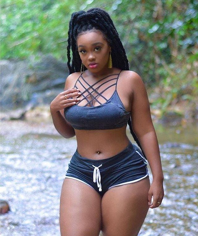 21P Sexy Thick Black Women