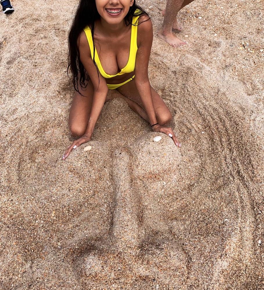 25P Latin Girls Rule the World!!