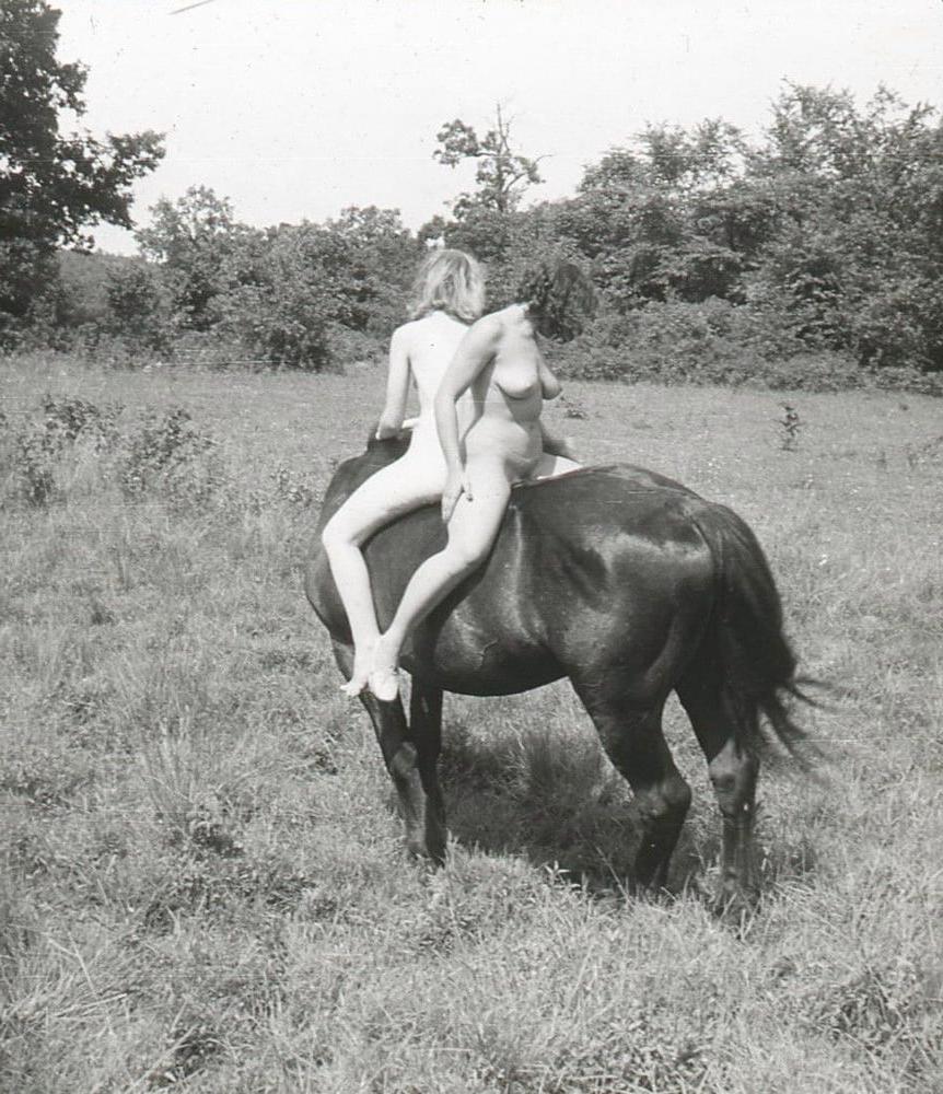 25P Girls love to ride
