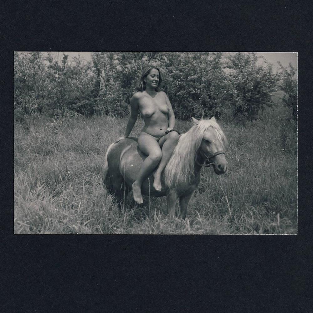 25P Girls love to ride