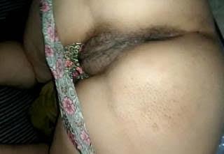 25P Desi NRI Bhabhi Hairy Big pussy