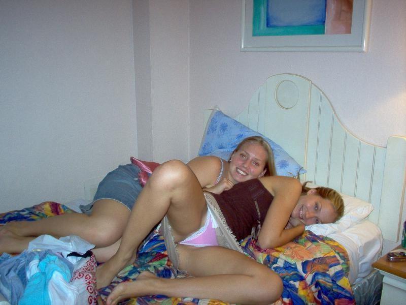 24P Teen legspreaders