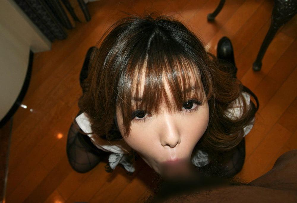 25P Japanese Upper eye gesture  Blow job