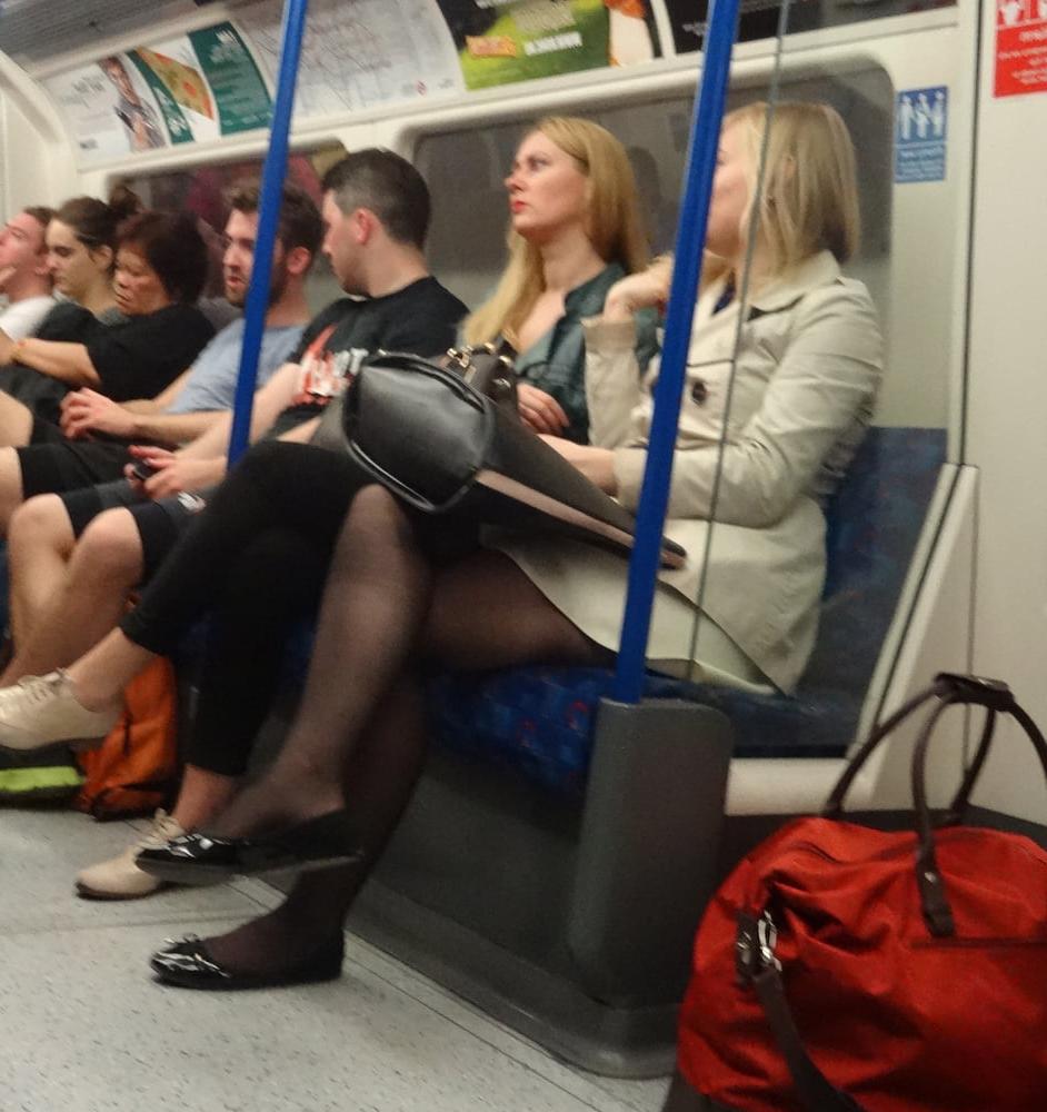 25P Street Pantyhose - London Office Cunt
