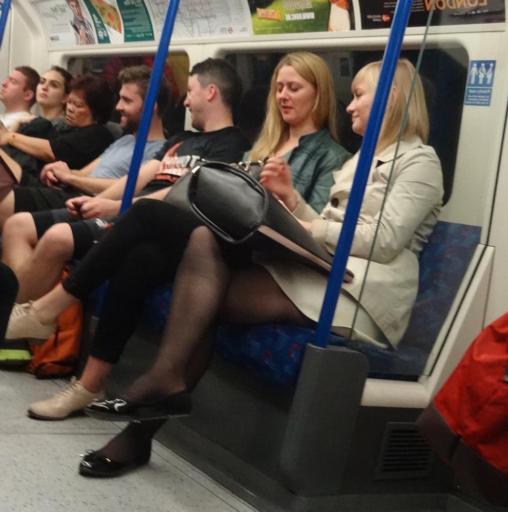 25P Street Pantyhose - London Office Cunt