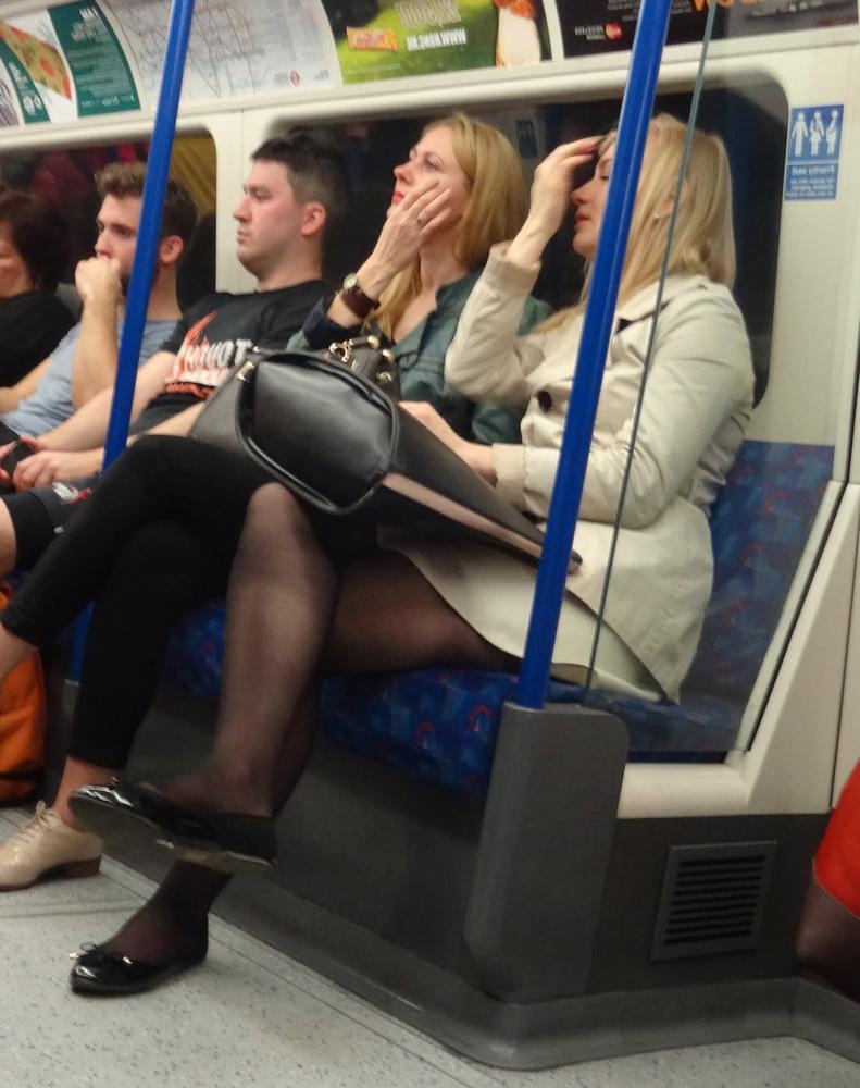 25P Street Pantyhose - London Office Cunt