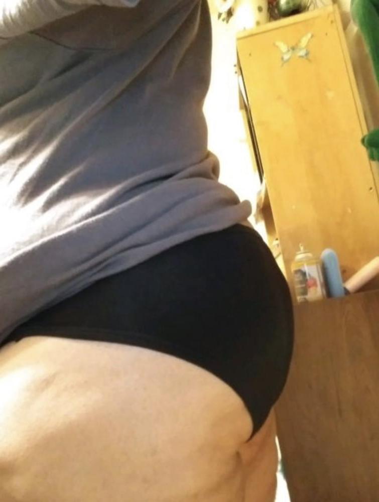 8P Mexican Milf in black panties
