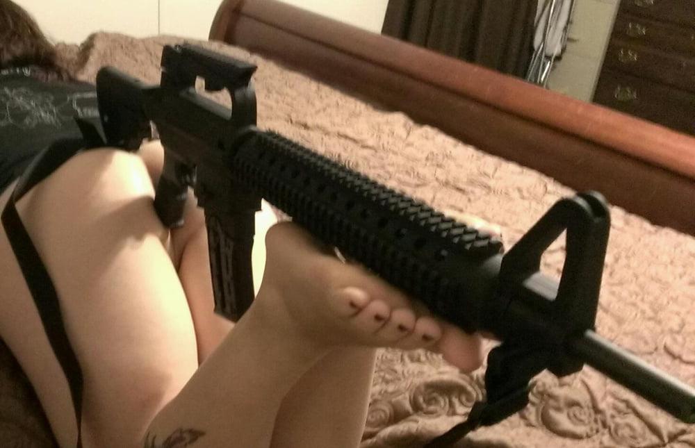 25P Girls and Guns