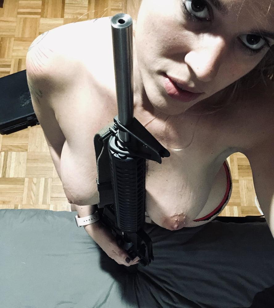 25P Girls and Guns