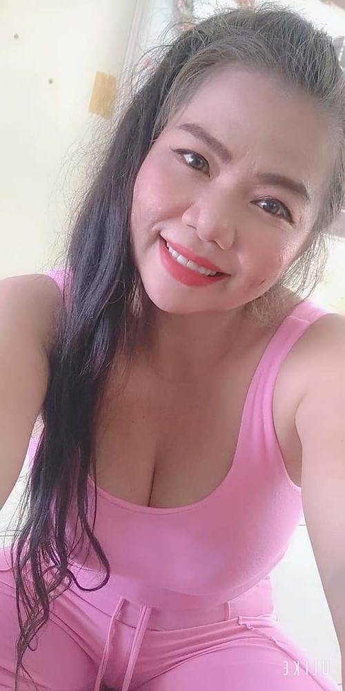 25P Thai girl big tits prostitute