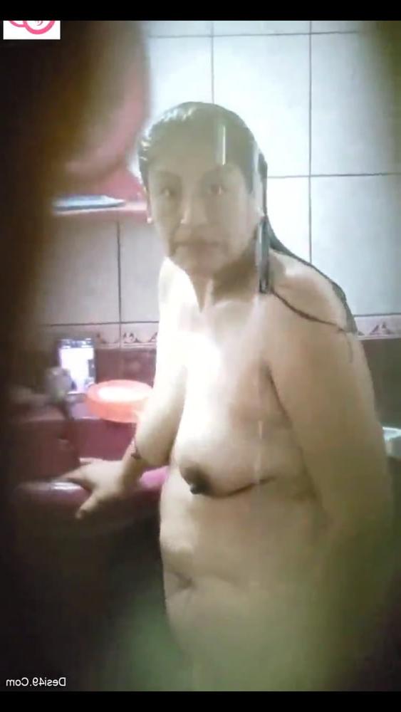 9P Niluka - Seylan Bank Bath