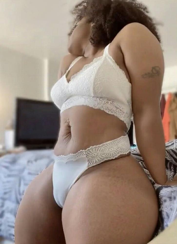 25P Thick ass girls #12