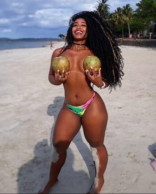 25P Thick ass girls #12