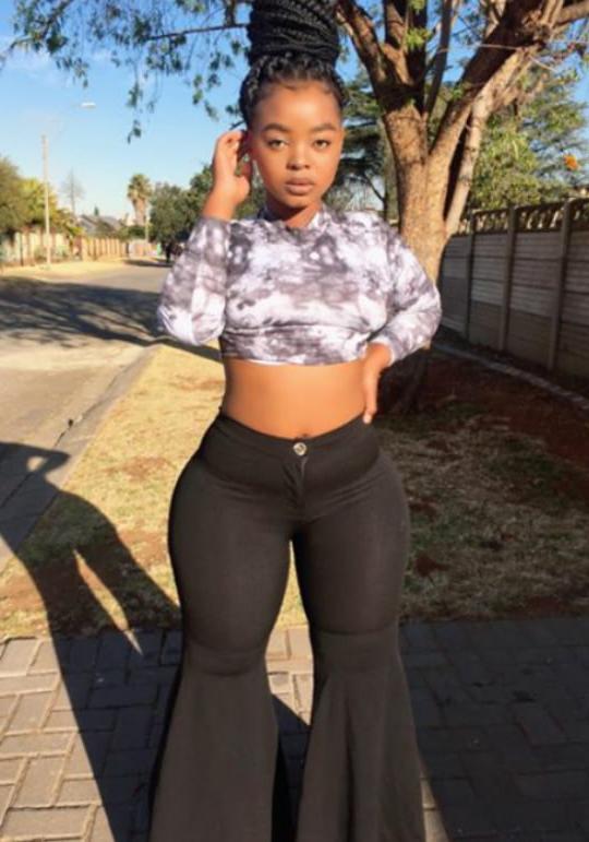 25P Thick ass girls #12