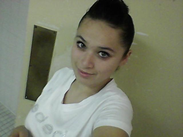 25P Ex mexican  19yr old teen