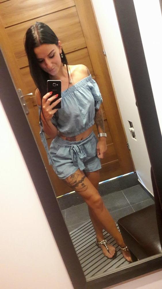 25P domina farting you face