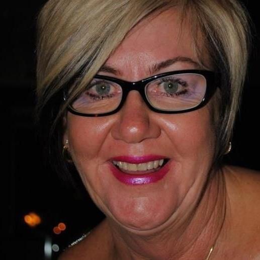 25P Pick a pretty granny face 2 unload on
