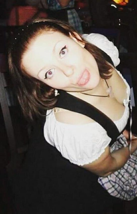 25P Sexy Dirndl Girls 385