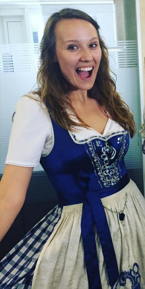25P Sexy Dirndl Girls 383