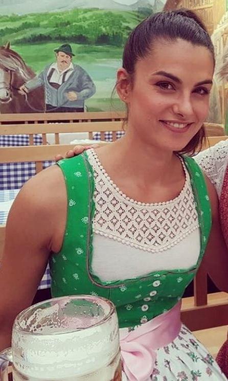 25P Sexy Dirndl Girls 384
