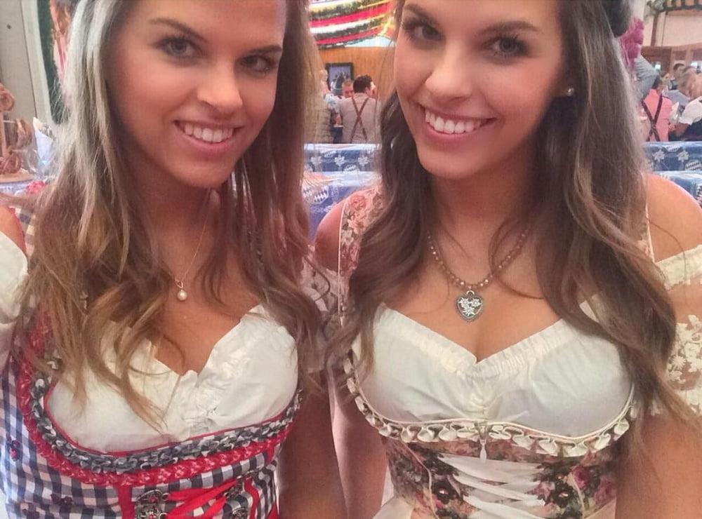 25P Sexy Dirndl Girls 382
