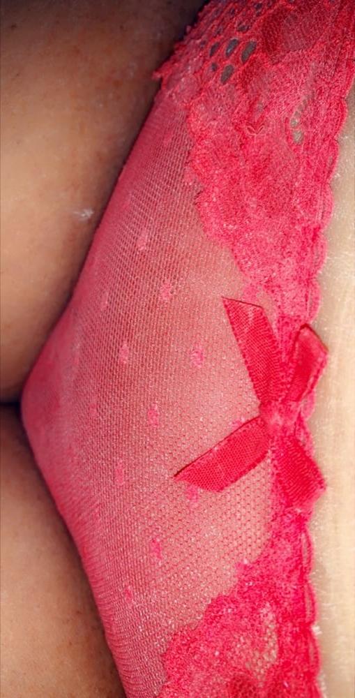 25P chubby latin milf bra and panties