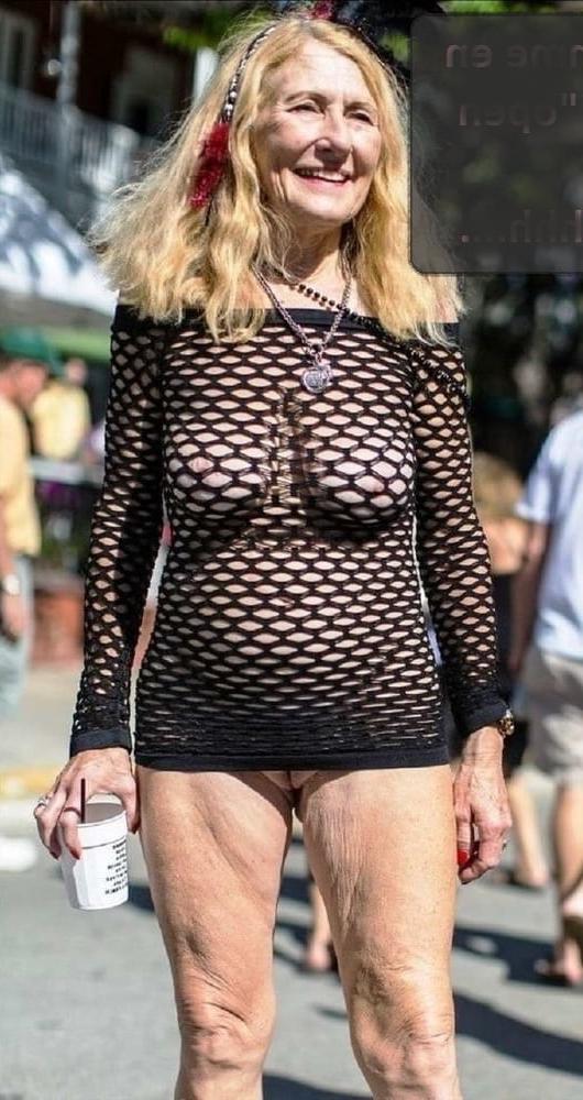 20P see through no bra - transparence 65