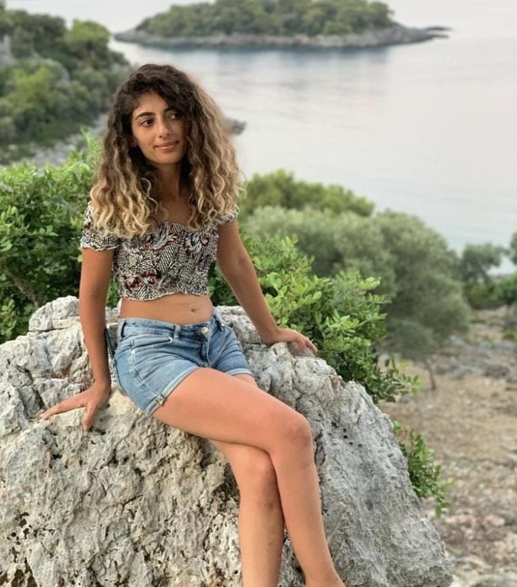 25P Turkish teen