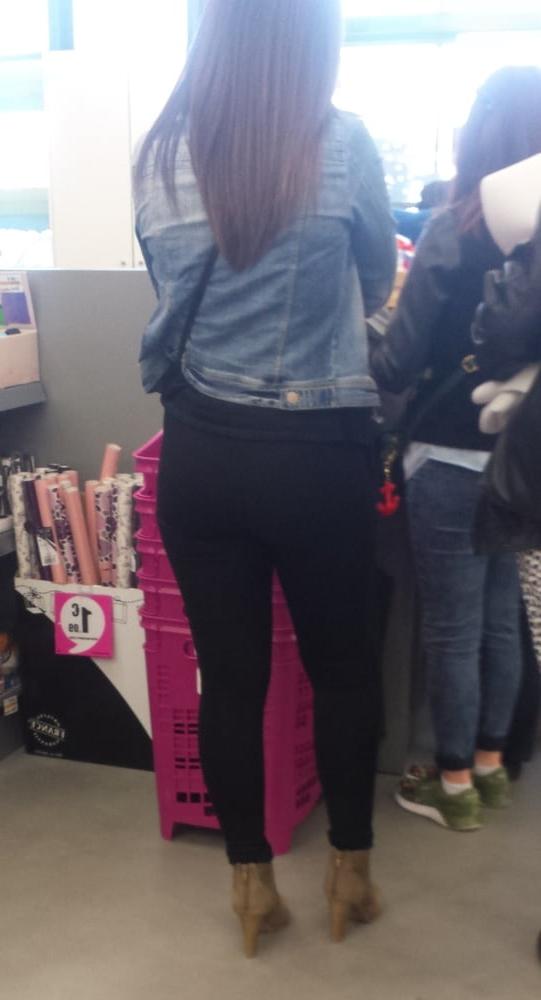 25P hot girl with high heels and high heels sexy ass and face