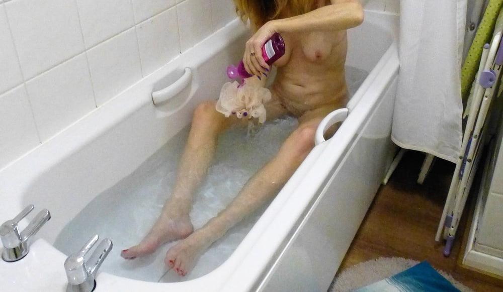 23P Janet in the bath