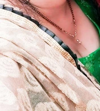 7P Bra boobs