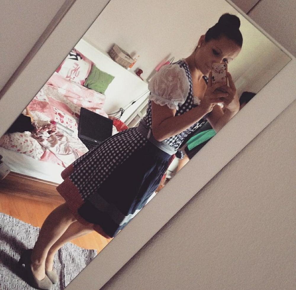 25P Sexy Dirndl Girls 378