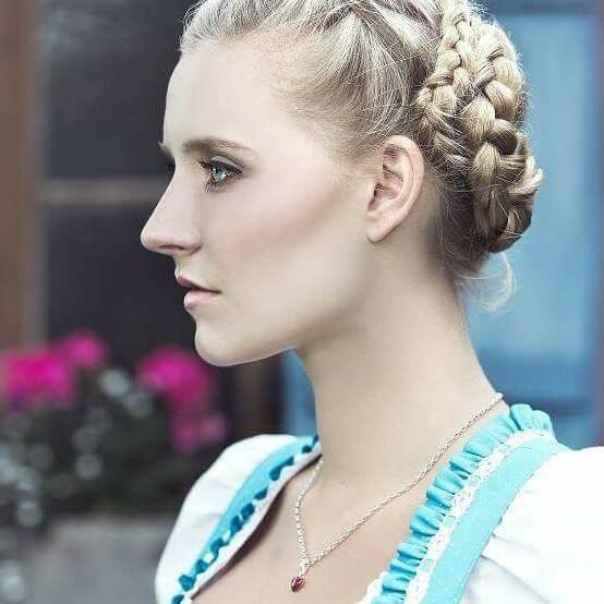 25P Sexy Dirndl Girls 378