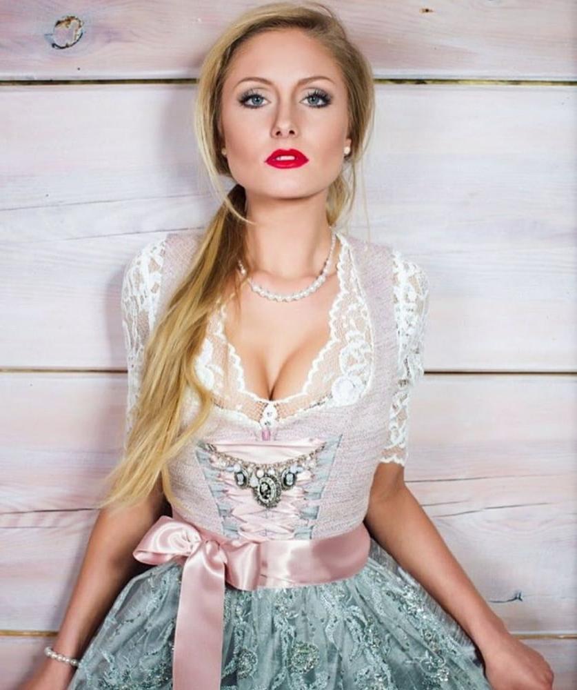 25P Sexy Dirndl Girls 378