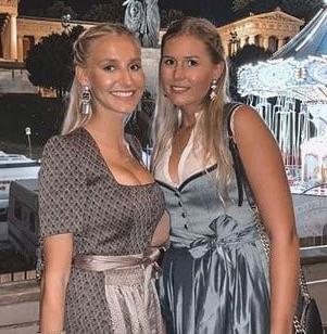 19P Sexy Dirndl Girls 379