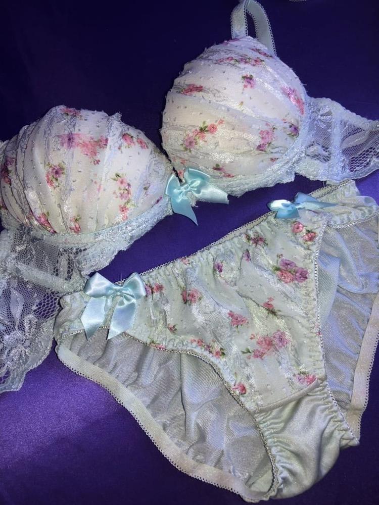 6P Bra and panties